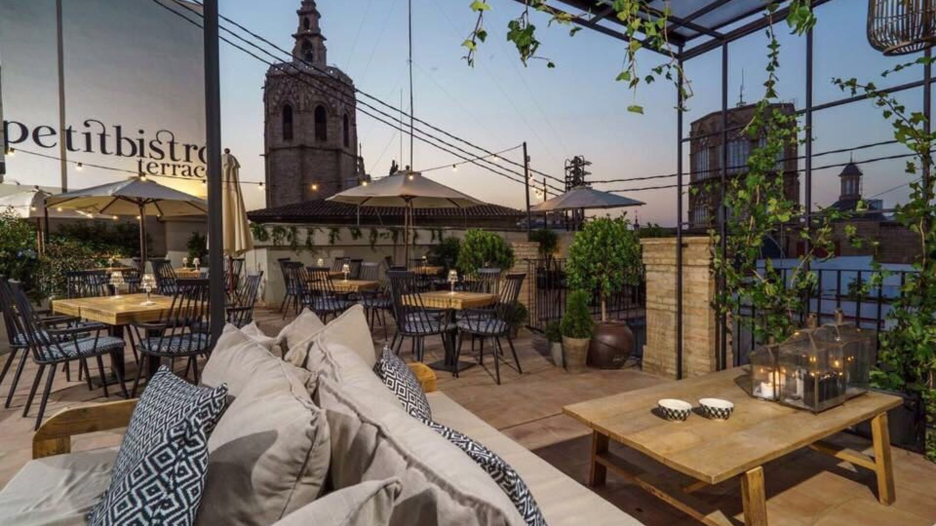 Best Romantic Restaurants in Valencia, Spain The Luxury Travel Blog